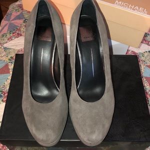 Dolce Vita gray #minniemouse platform pumps